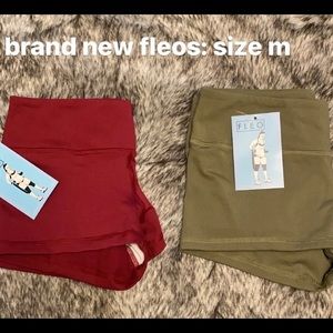 BRAND NEW NEVER WORN! Fleo